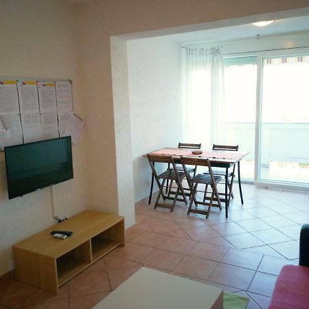 Family Friendly Apartments Island Rab Kampor Екстериор снимка