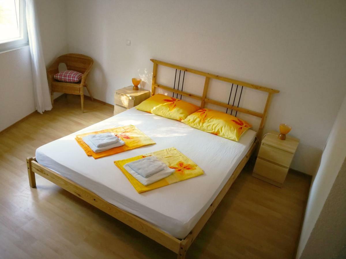 Family Friendly Apartments Island Rab Kampor Екстериор снимка