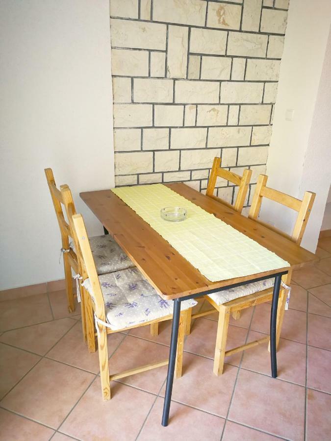Family Friendly Apartments Island Rab Kampor Екстериор снимка
