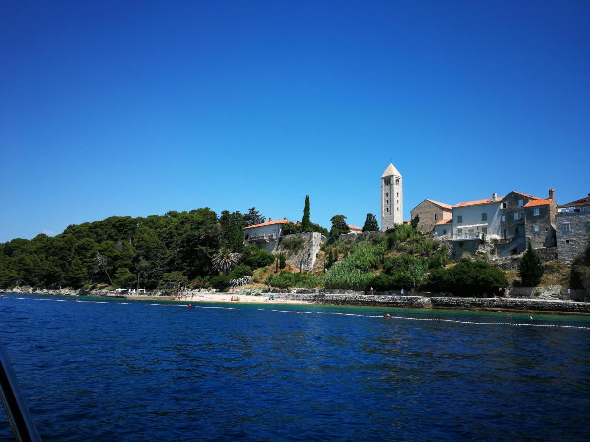 Family Friendly Apartments Island Rab Kampor Екстериор снимка